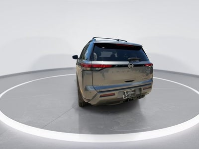 2026 Nissan Pathfinder Platinum