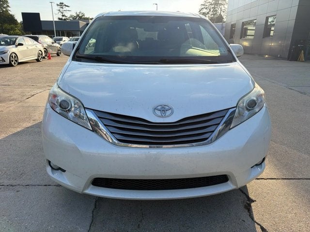 2016 Toyota Sienna XLE