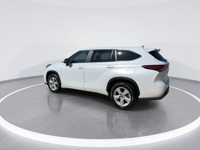 2023 Toyota Highlander L