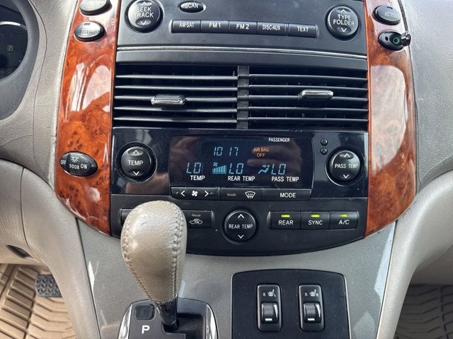 2010 Toyota Sienna XLE