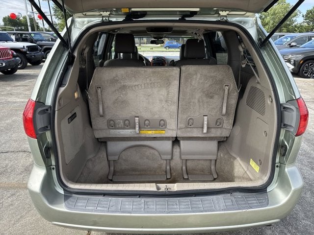 2010 Toyota Sienna XLE