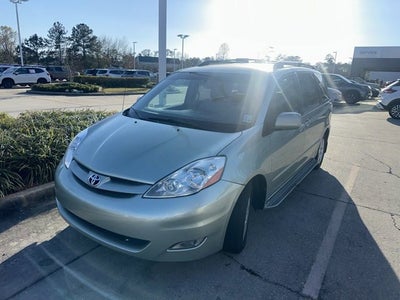 2008 Toyota Sienna XLE 7-Passenger
