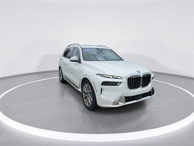 2025 BMW X7 xDrive40i