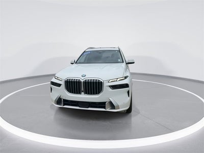 2025 BMW X7 xDrive40i