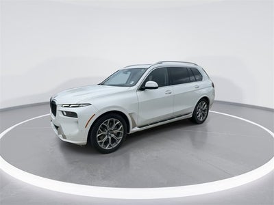 2025 BMW X7 xDrive40i