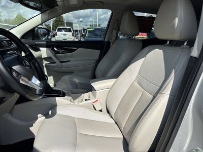 2022 Nissan Rogue Sport SL