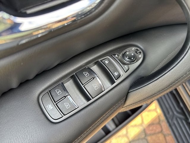 2023 Nissan Armada SV