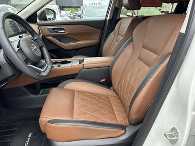 2024 Nissan Rogue Platinum