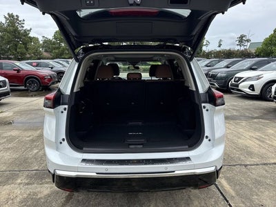 2024 Nissan Rogue Platinum
