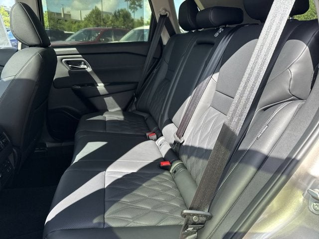 2026 Nissan Rogue Platinum - Photo 26