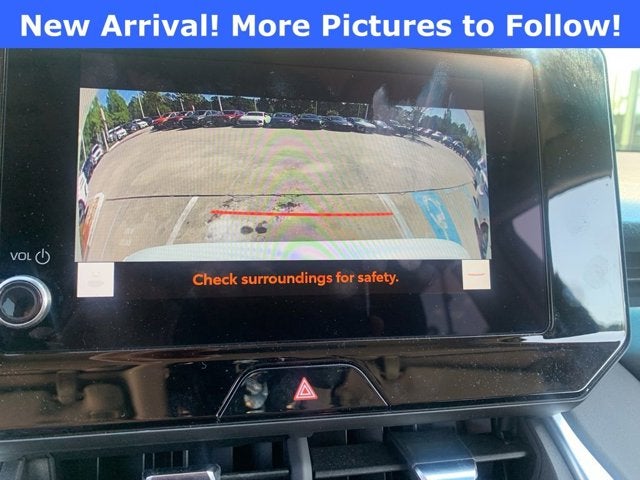 2024 Toyota Venza LE