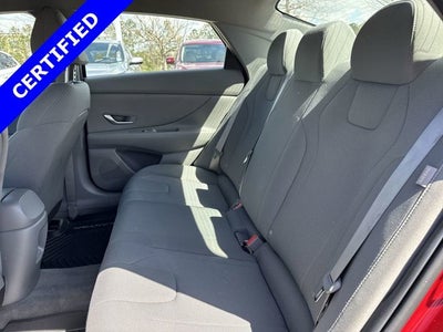 2024 Hyundai Elantra SE