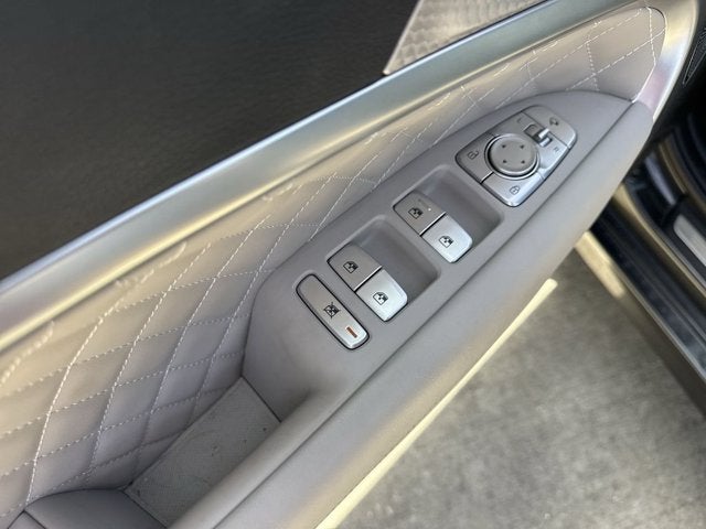 2023 Genesis G70 3.3T Sport Prestige